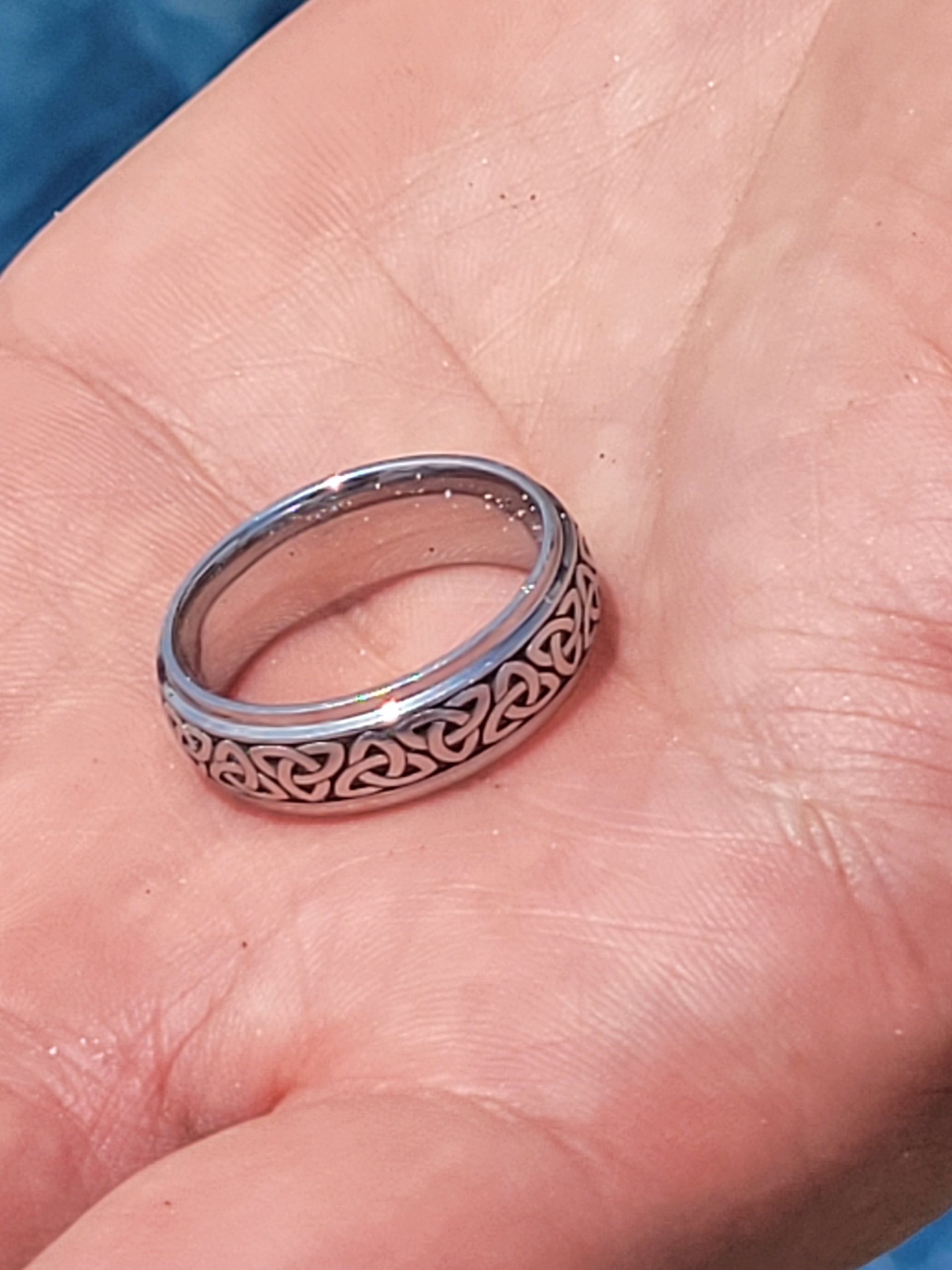 wedding band