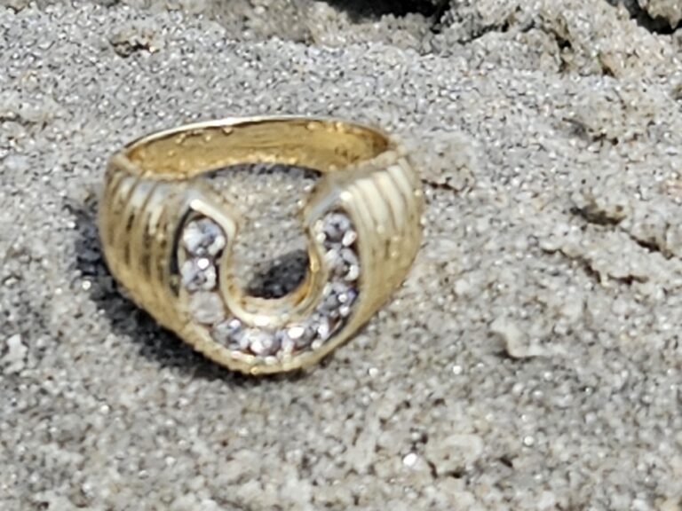 Find a gold ring in stone harbor nj