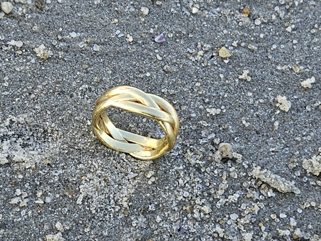 lost wedding band sea isle city